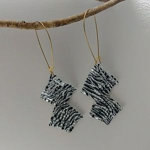 Safari Chainmail Print Zebra Swag Shag Earring